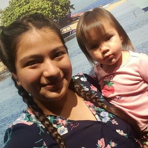 Meet your Posher, Elizabeth